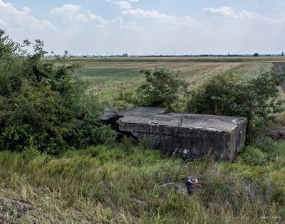 Battery with 5 travelling turrets